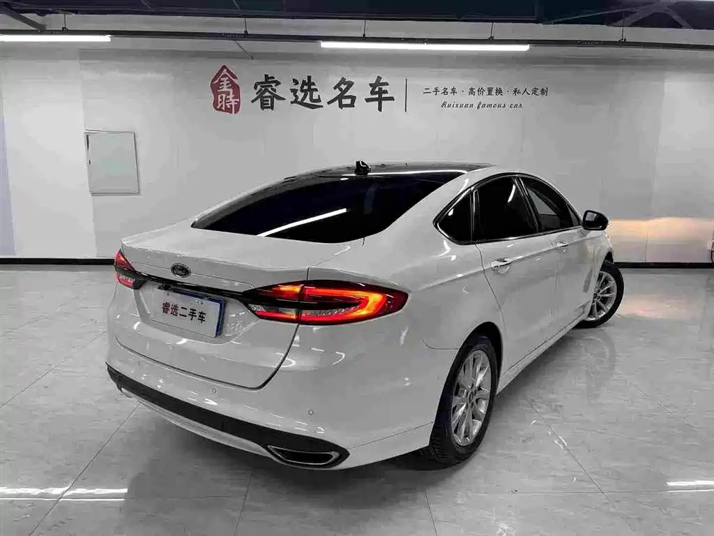 Ford Mondeo — фото 5