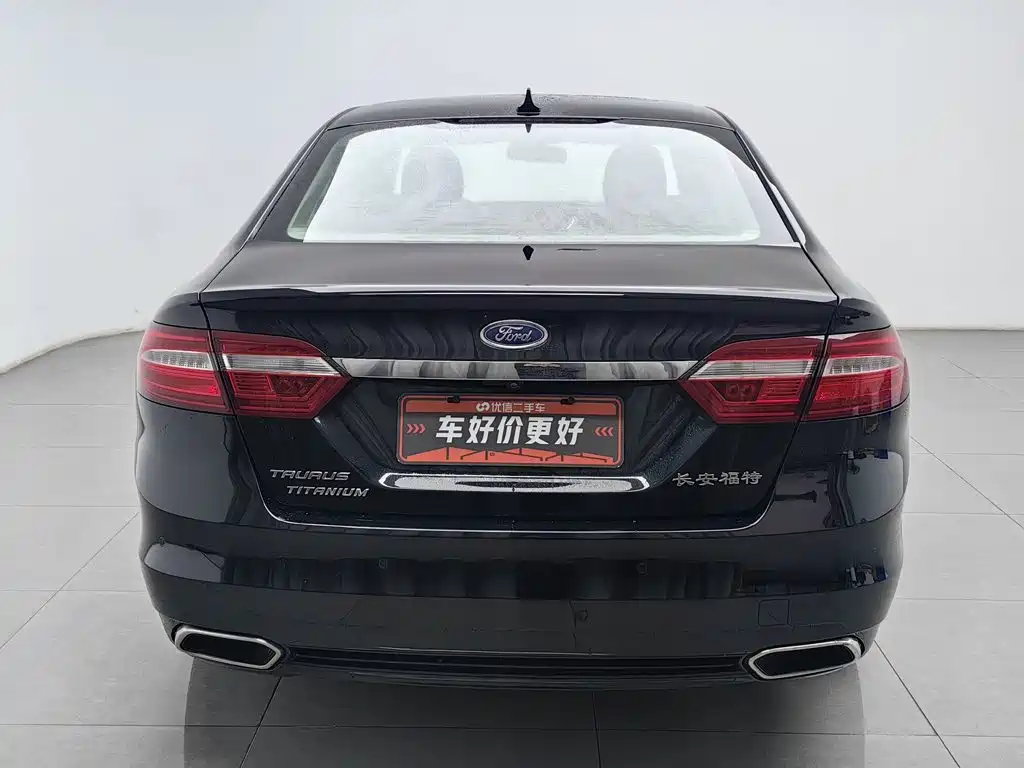 Ford Taurus — фото 4