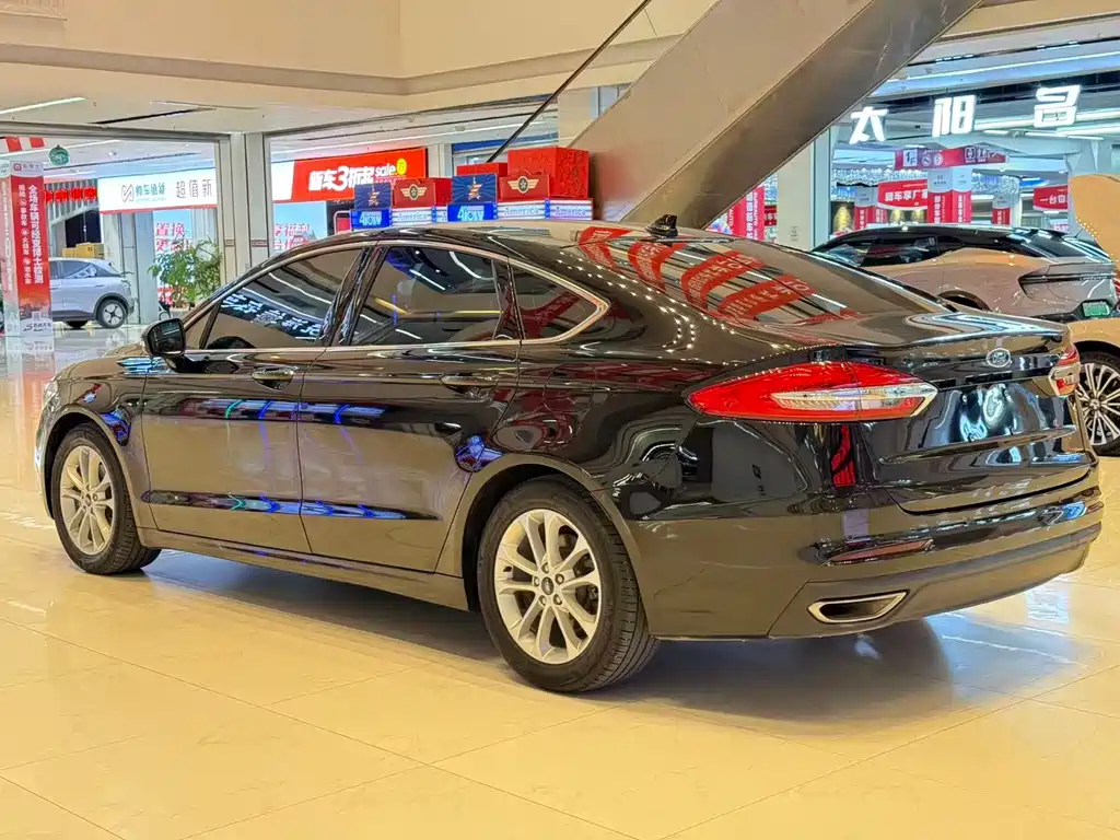 Ford Mondeo — фото 13