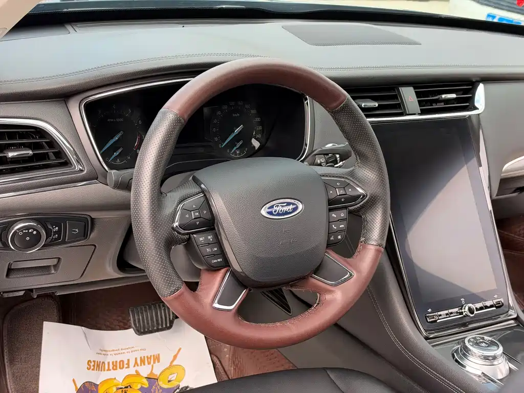 Ford Taurus — фото 16