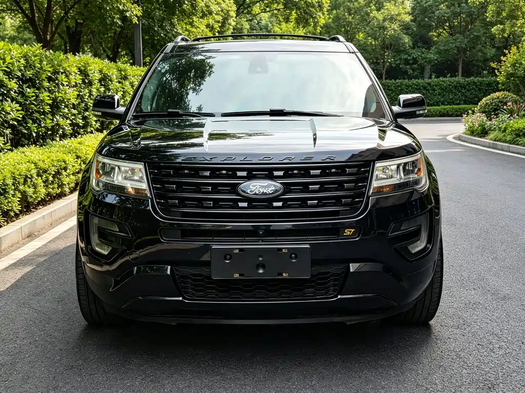 Ford Explorer (Import) — фото 2