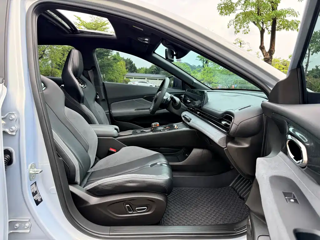GAC Motor Shadow Leopard — фото 14