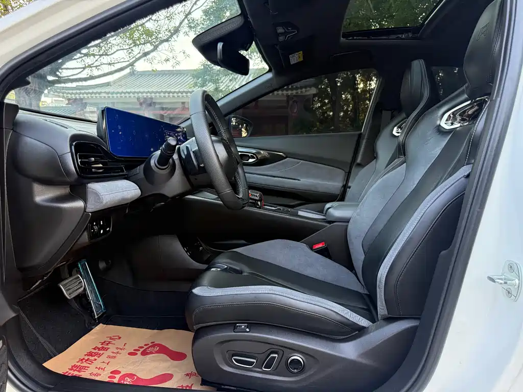 GAC Motor Shadow Leopard — фото 4