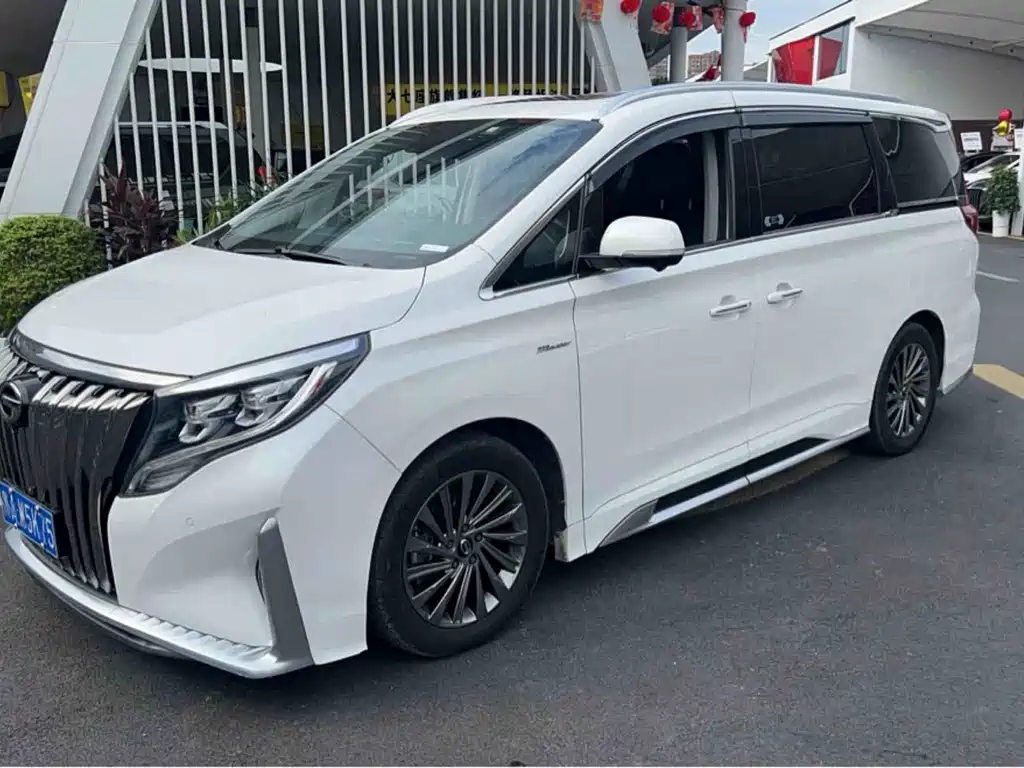GAC Motor Trumpchi M8 — фото 2