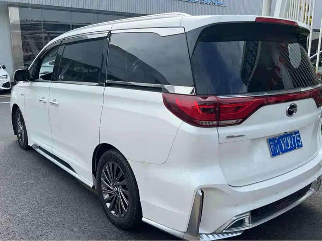 GAC Motor Trumpchi M8 — фото 9
