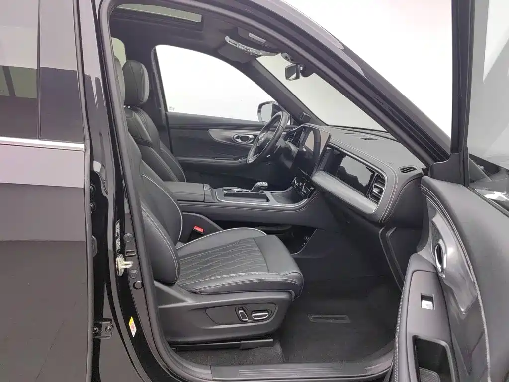 GAC Motor Trumpchi GS8 — фото 23