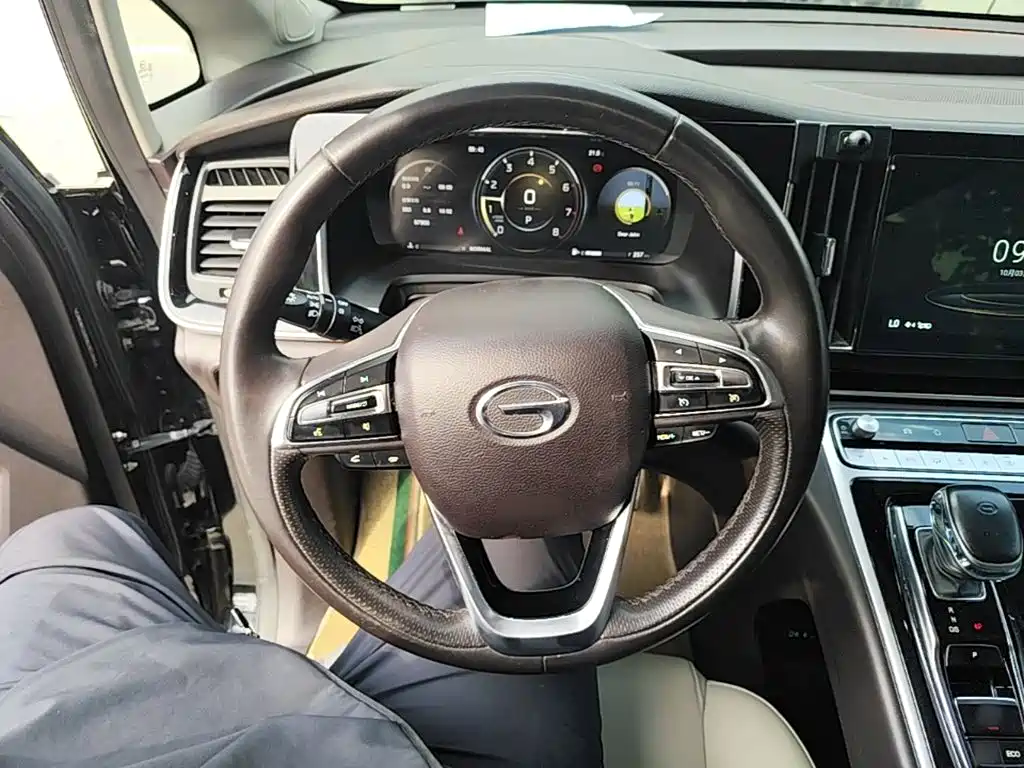 GAC Motor Trumpchi M8 — фото 11
