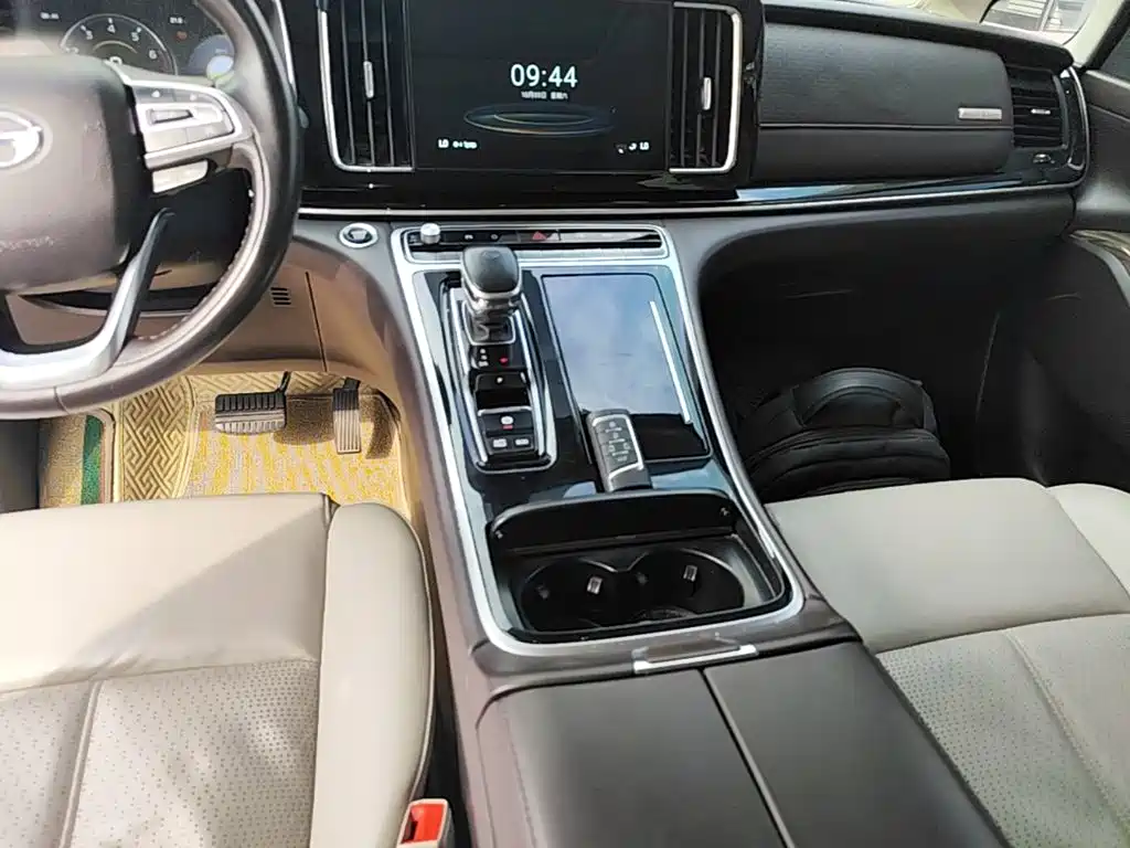 GAC Motor Trumpchi M8 — фото 14