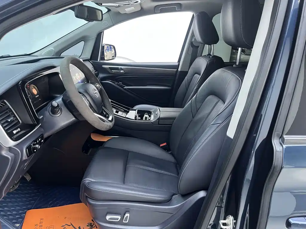GAC Motor Trumpchi M8 — фото 11