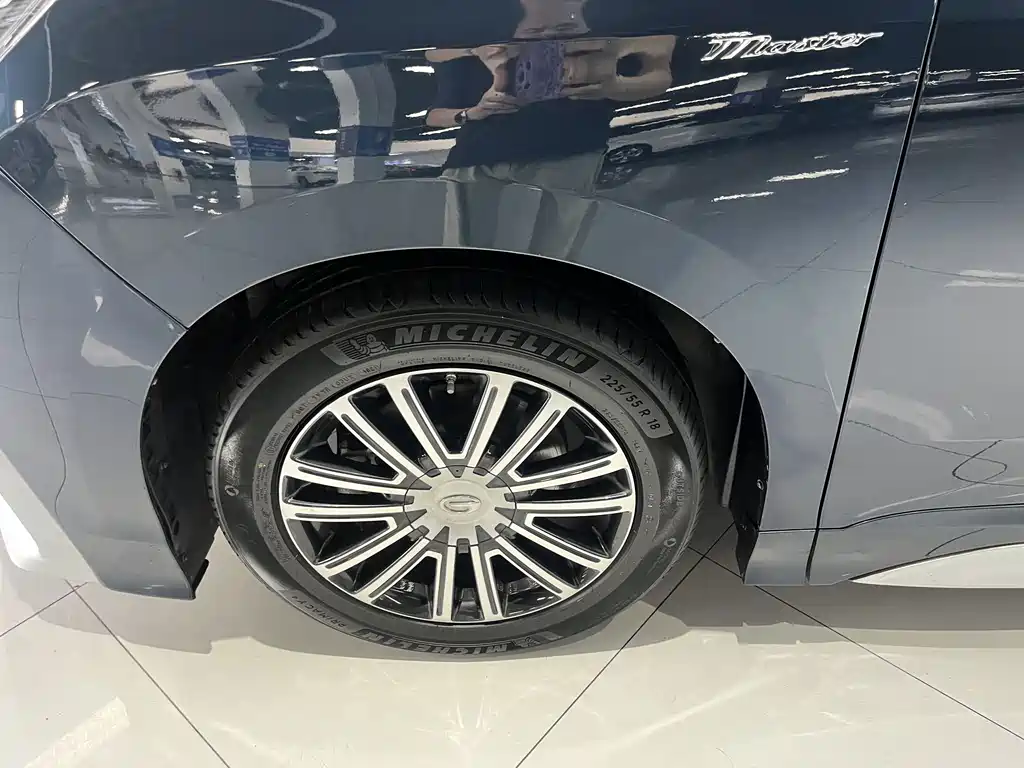 GAC Motor Trumpchi M8 — фото 10