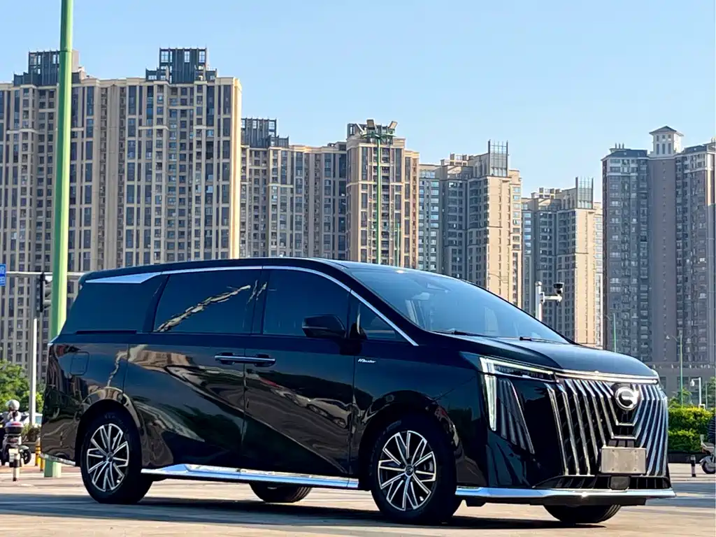 GAC Motor Trumpchi M8 — фото 3