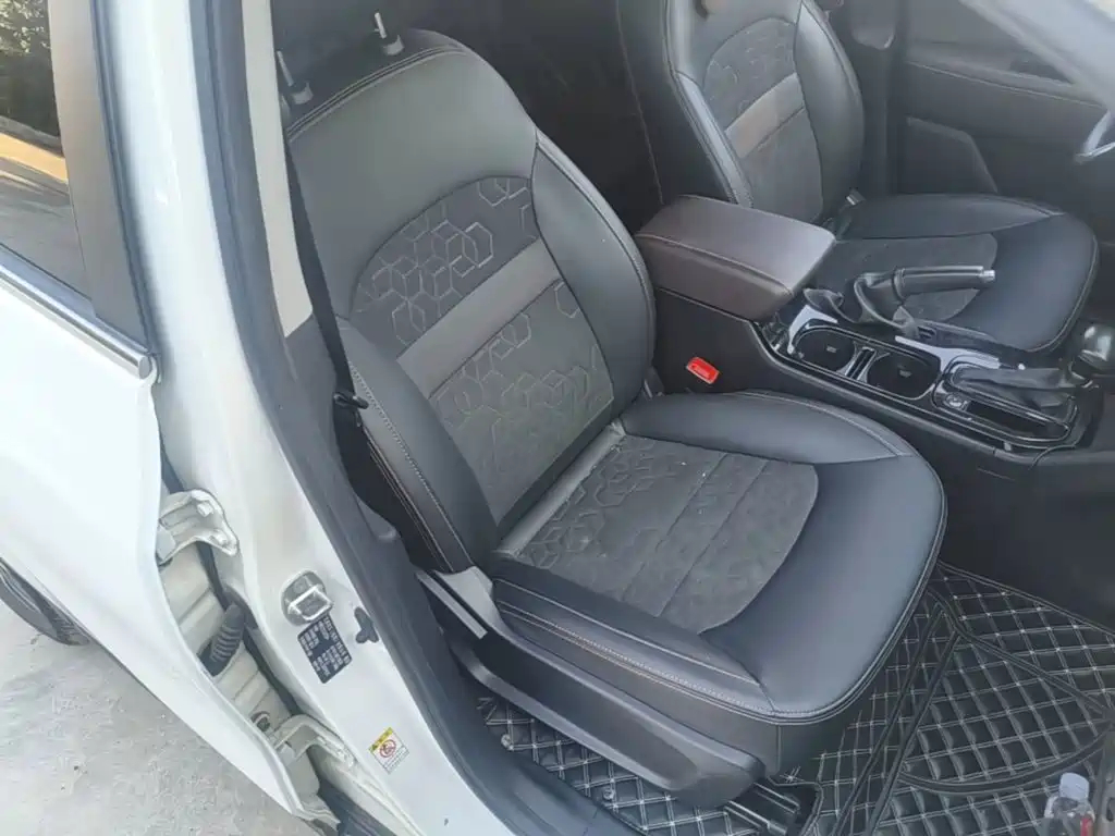 GAC Motor Trumpchi GS3 — фото 20