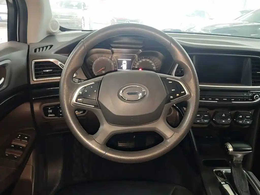 GAC Motor Trumpchi GS4 — фото 11