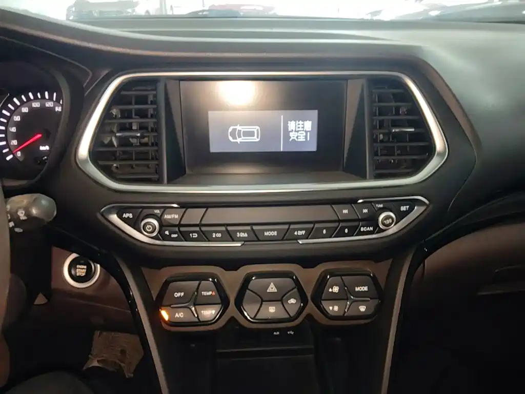 GAC Motor Trumpchi GS4 — фото 13