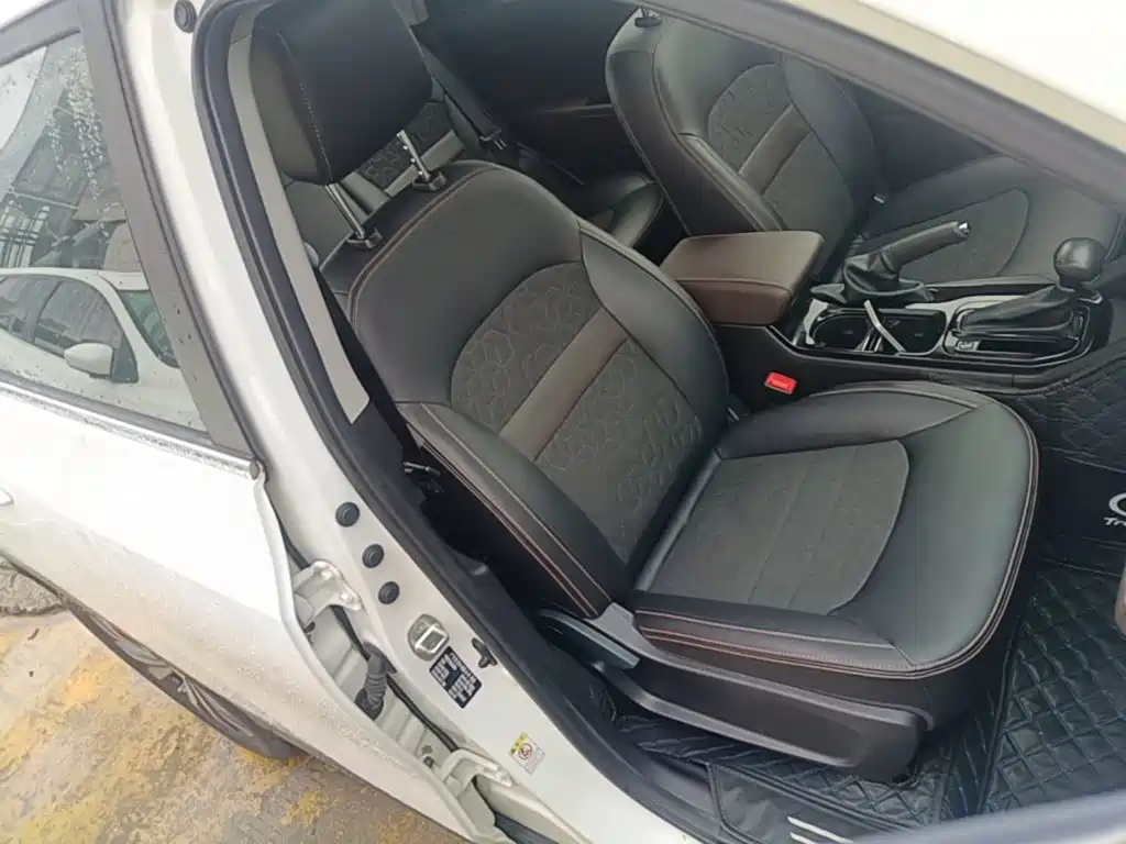GAC Motor Trumpchi GS3 — фото 25