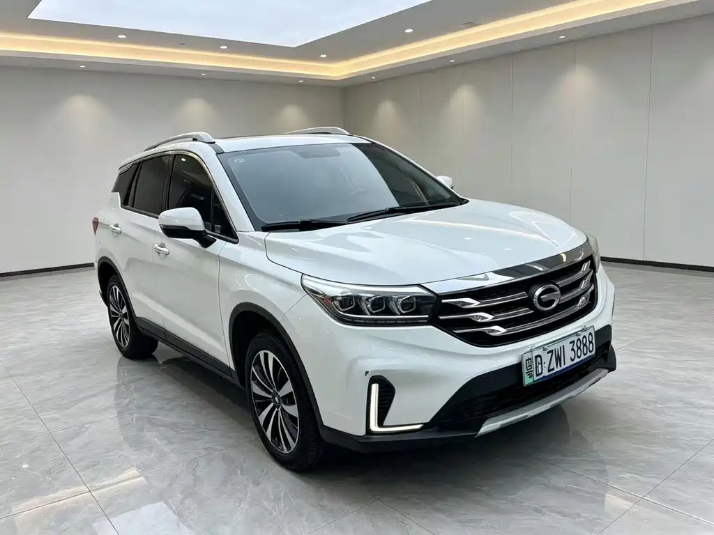 GAC Motor GS4 Hybrid — фото 3