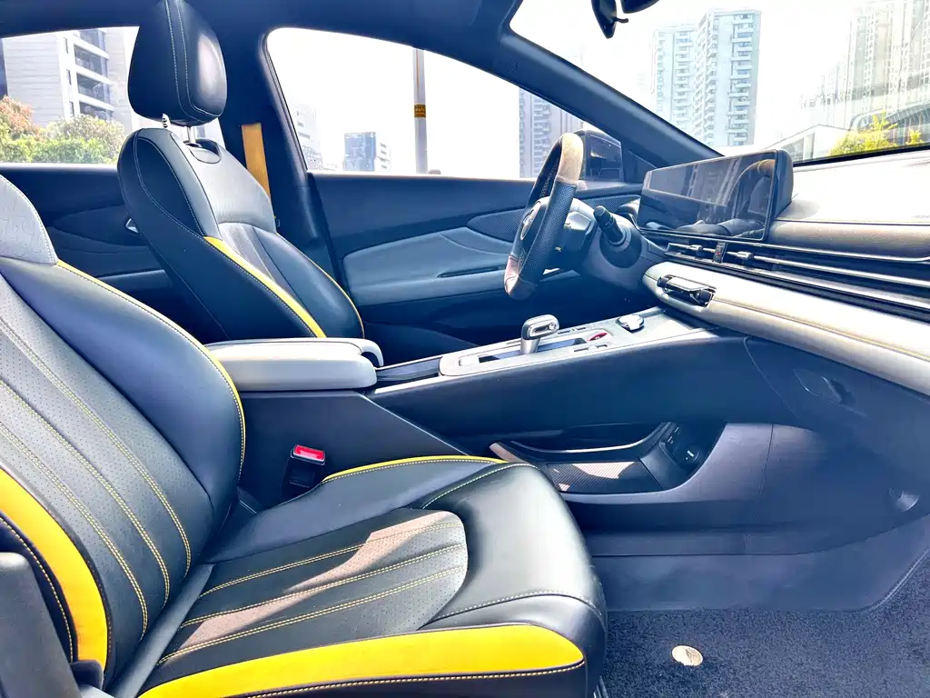 GAC Motor Shadow Leopard — фото 13