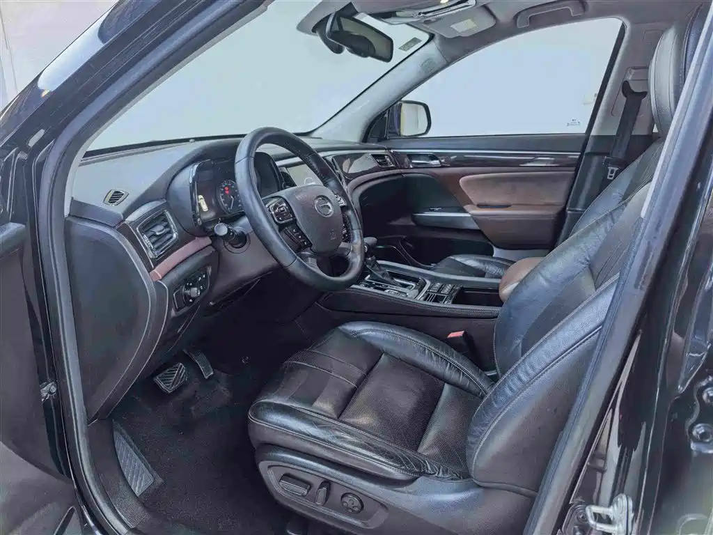 GAC Motor Trumpchi GS8 — фото 4