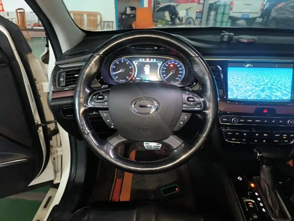 GAC Motor Trumpchi GS8 — фото 11