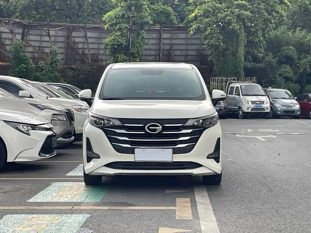 GAC Motor Trumpchi M6 — фото 2