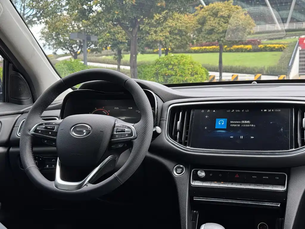GAC Motor Trumpchi GS8 — фото 17
