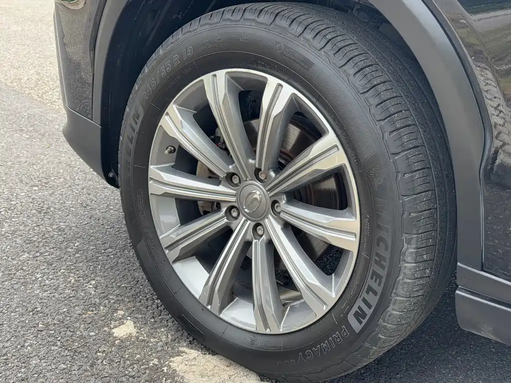 GAC Motor Trumpchi GS8 — фото 26