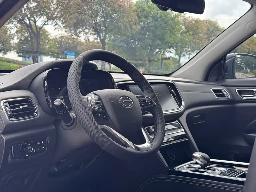 GAC Motor Trumpchi GS8 — фото 7