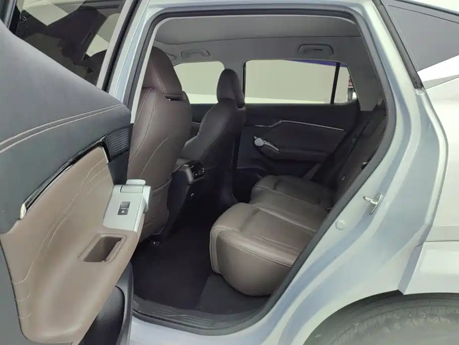 GAC Motor Trumpchi GS4 — фото 11