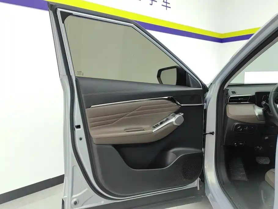 GAC Motor Trumpchi GS4 — фото 7