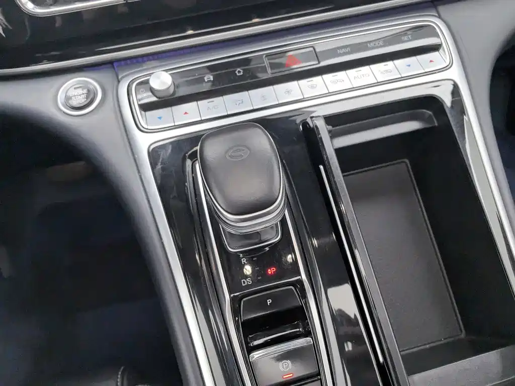 GAC Motor Trumpchi M8 — фото 13
