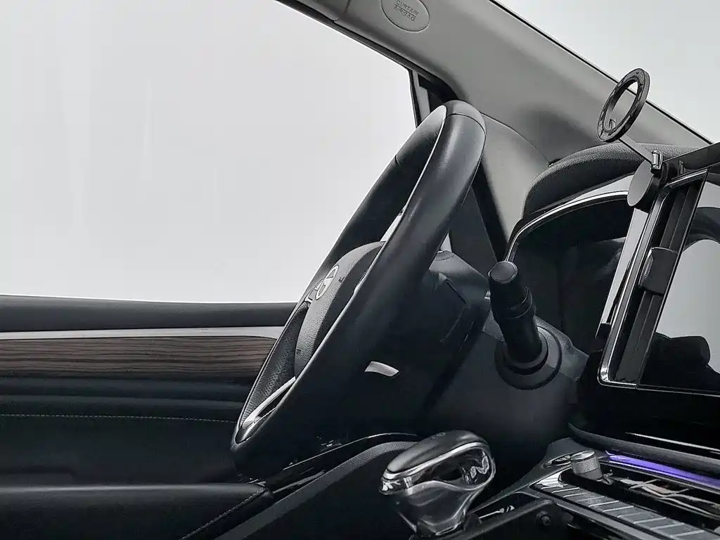 GAC Motor Trumpchi M8 — фото 22