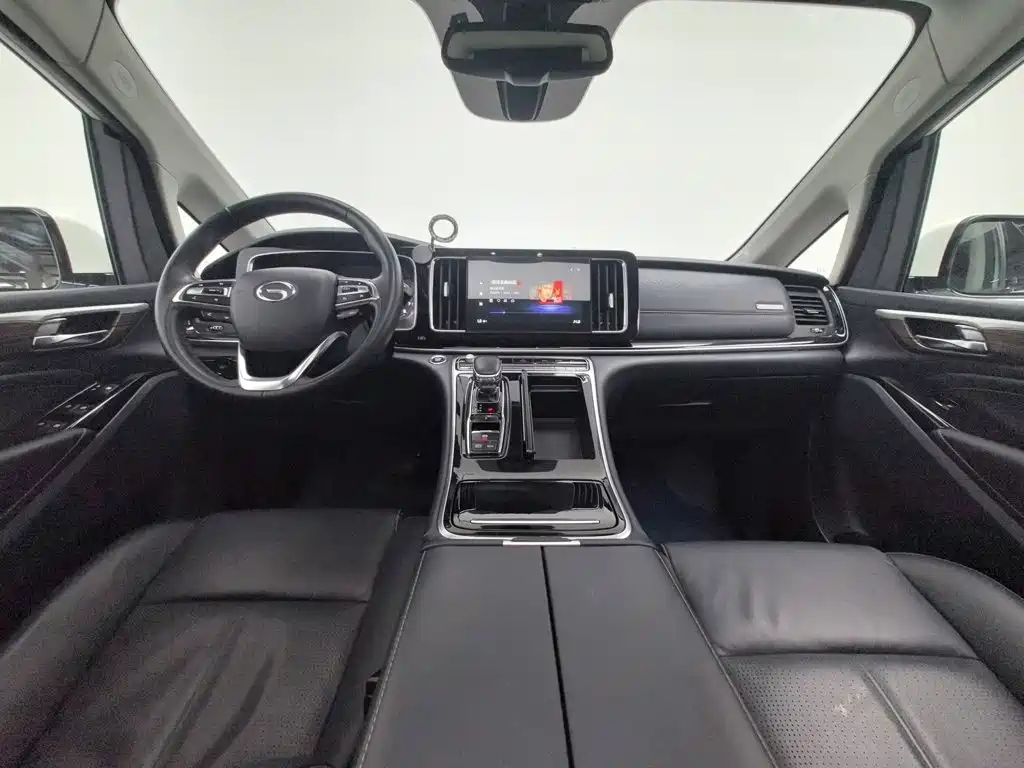 GAC Motor Trumpchi M8 — фото 5
