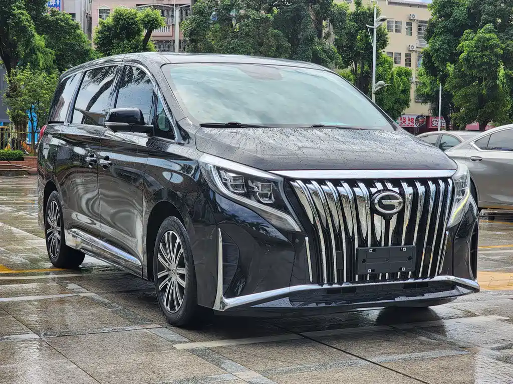 GAC Motor Trumpchi M8 — фото 3