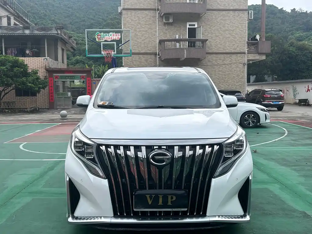 GAC Motor Trumpchi M8 — фото 2