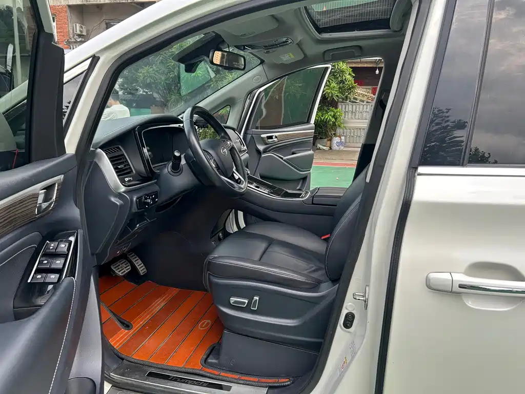 GAC Motor Trumpchi M8 — фото 11