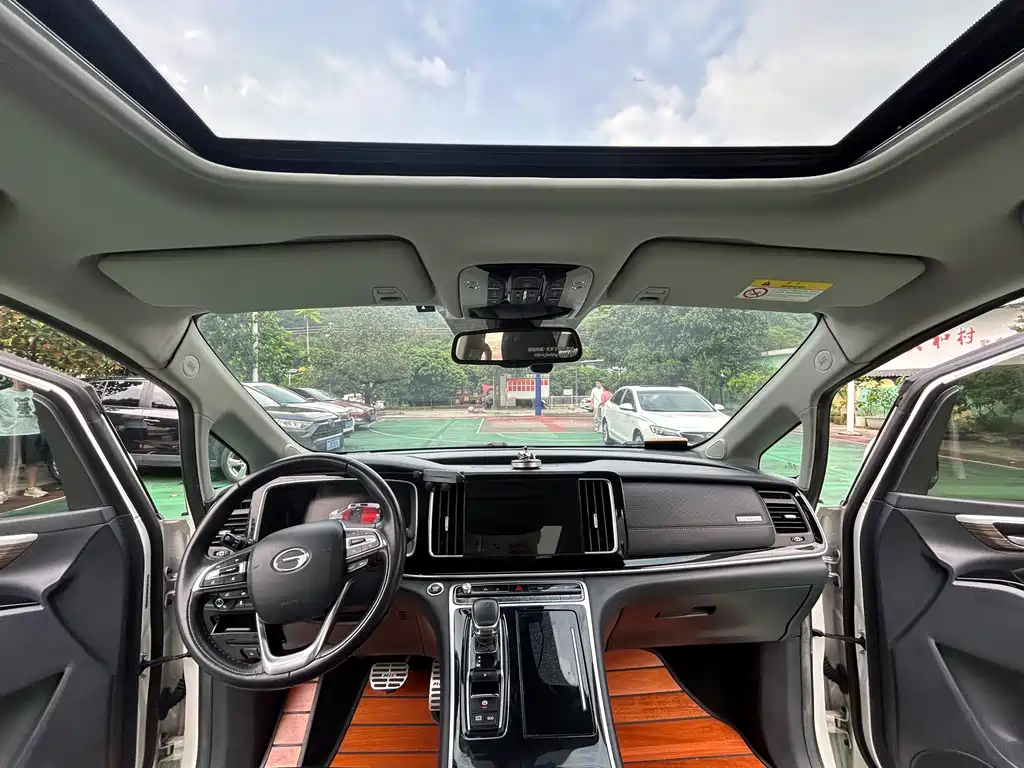 GAC Motor Trumpchi M8 — фото 15