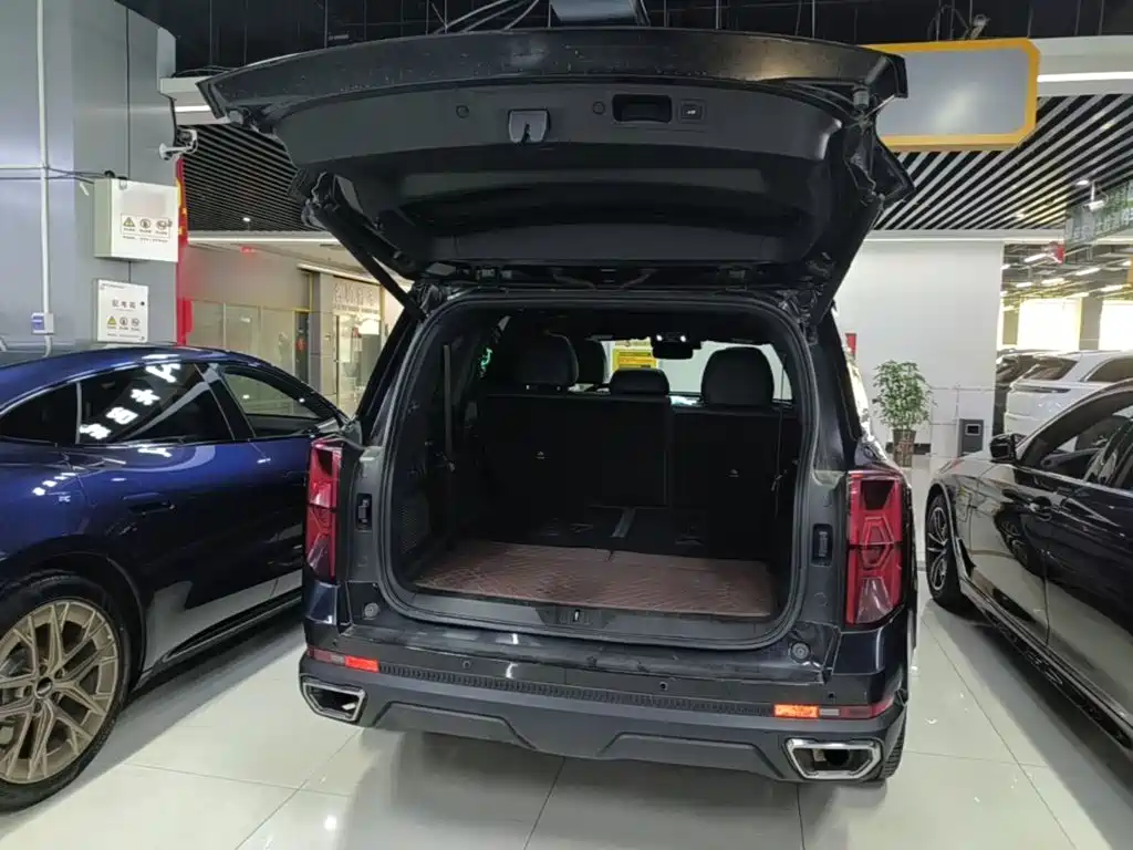GAC Motor Trumpchi GS8 — фото 19