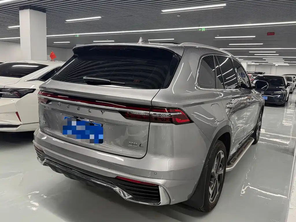 Geely Xingyue L — фото 10