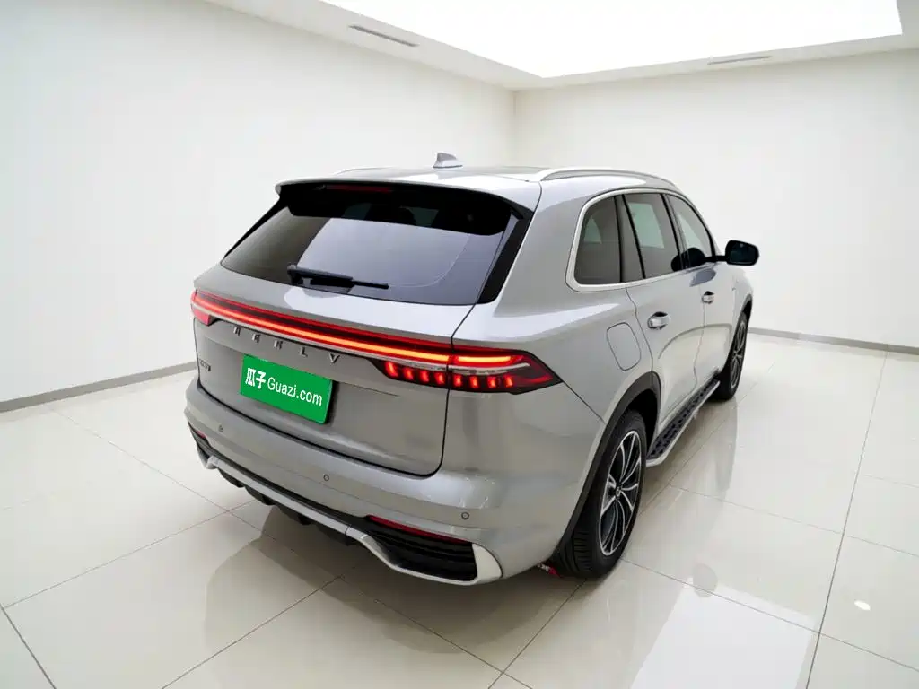 Geely Xingyue L — фото 4