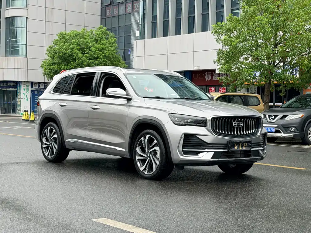 Geely Xingyue L — фото 3