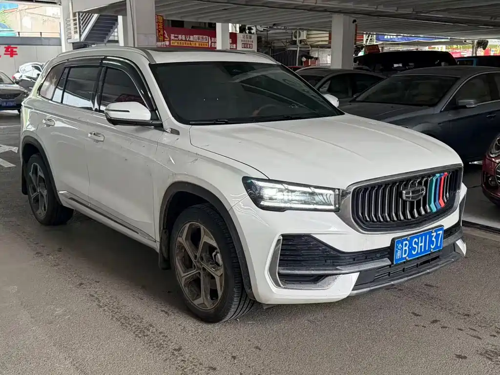 Geely Xingyue L — фото 3