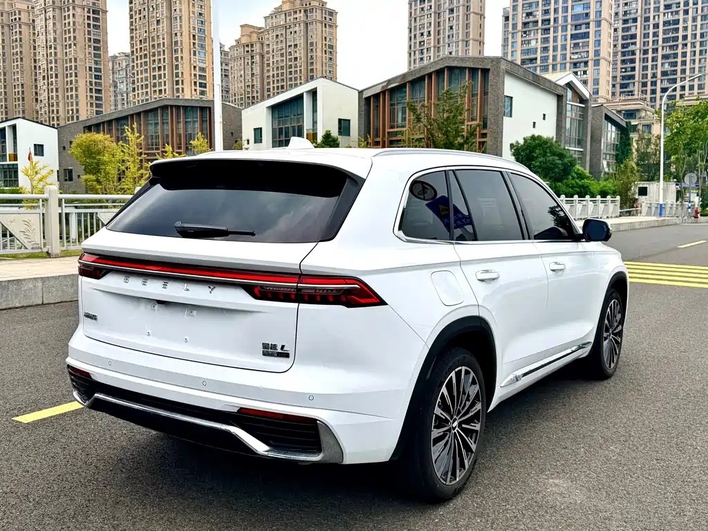 Geely Xingyue L — фото 4