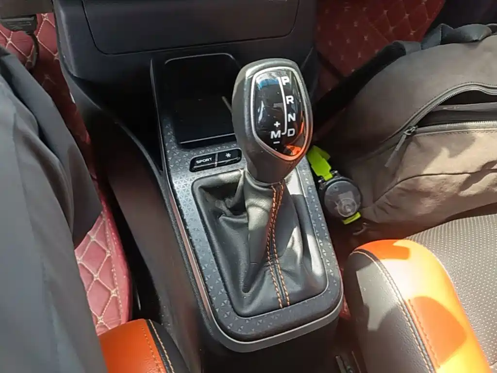 Geely Vision X1 — фото 14