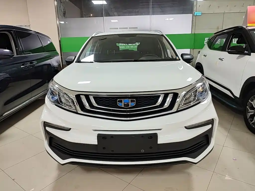 Geely Vision X3 — фото 3