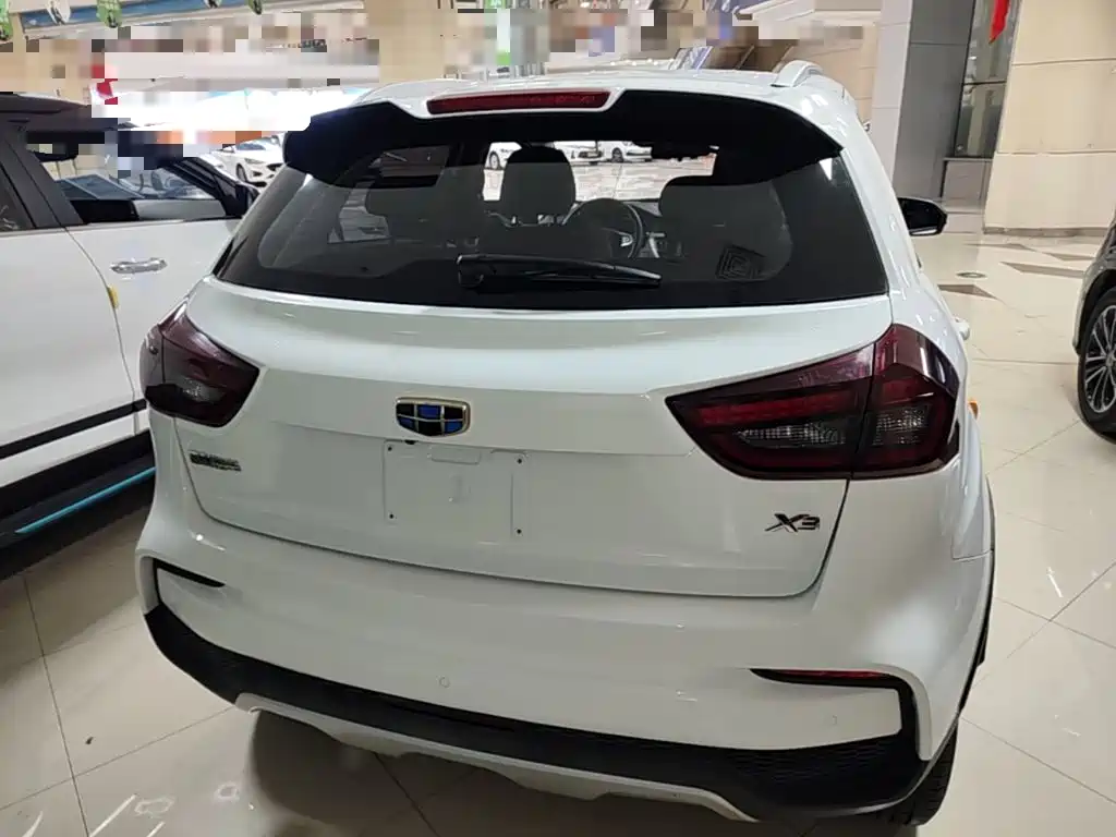 Geely Vision X3 — фото 6