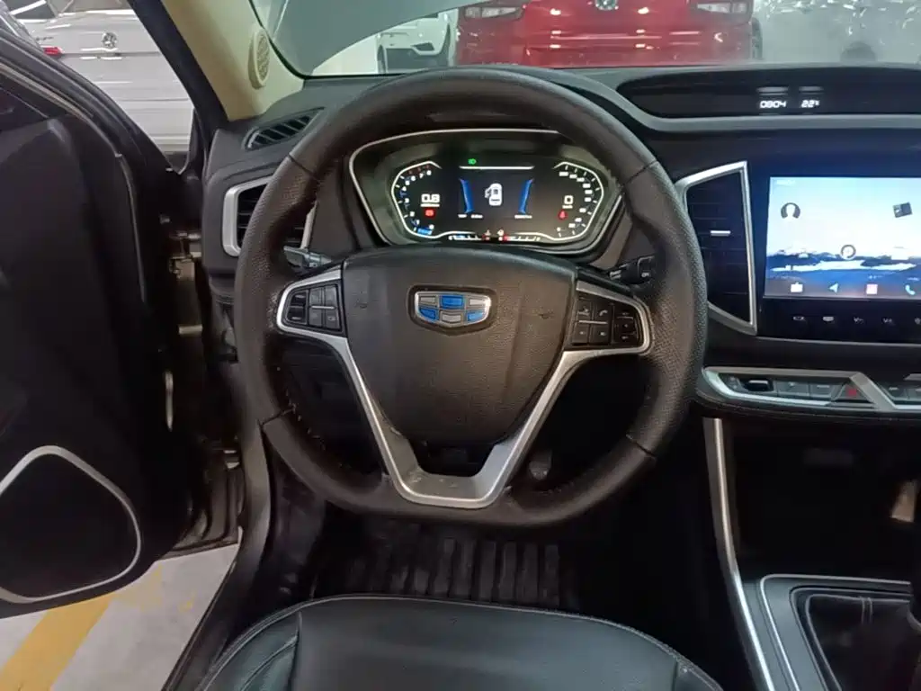 Geely Vision X6 — фото 11