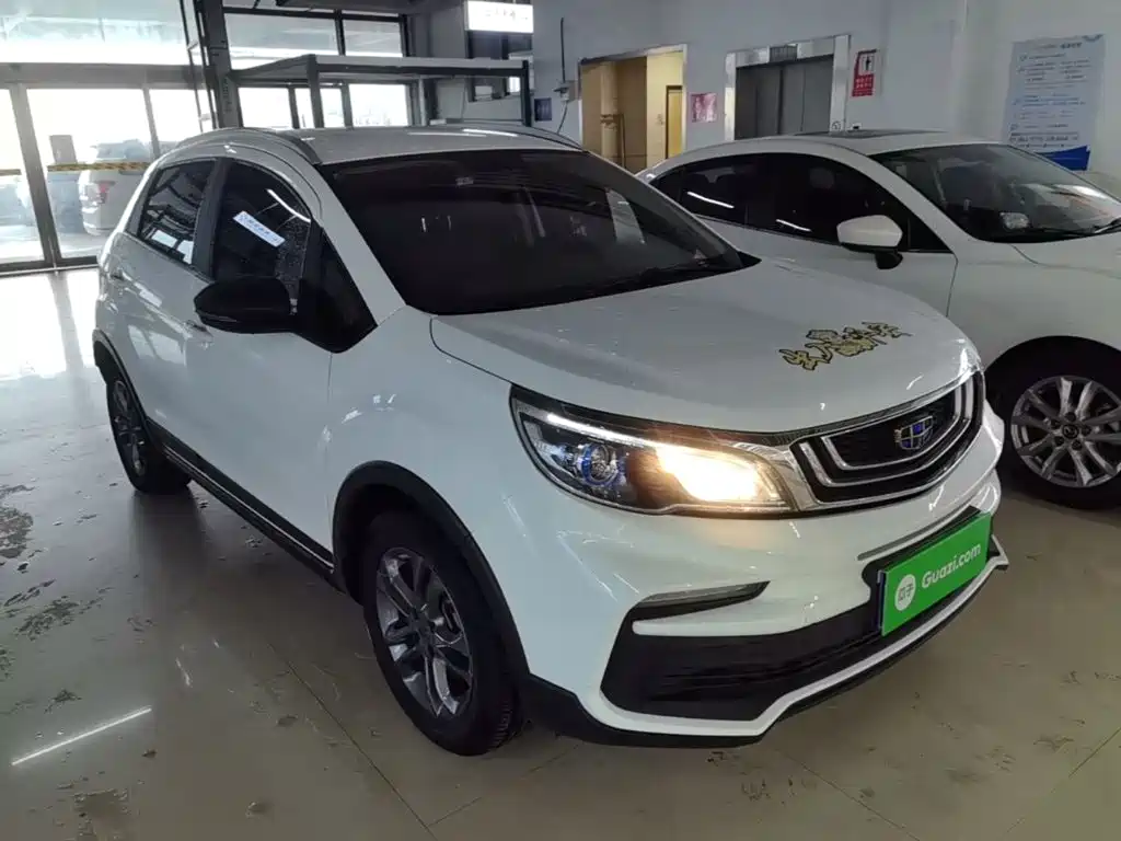 Geely Vision X3 — фото 4