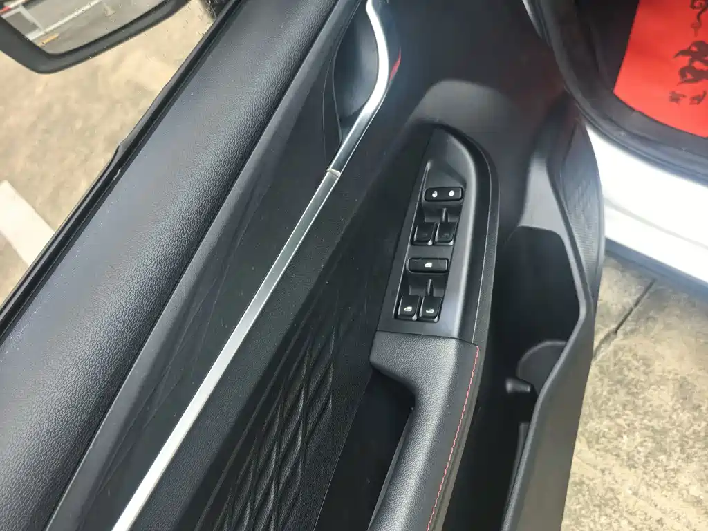 Geely Vision X3 — фото 8