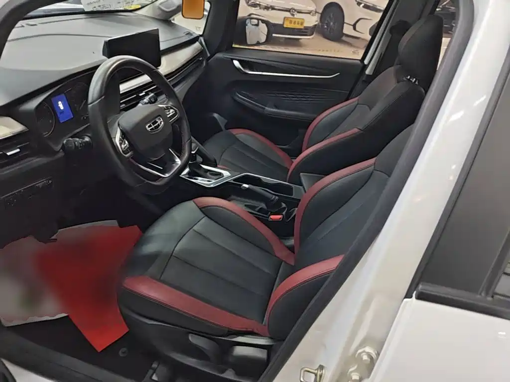 Geely Vision X3 — фото 15