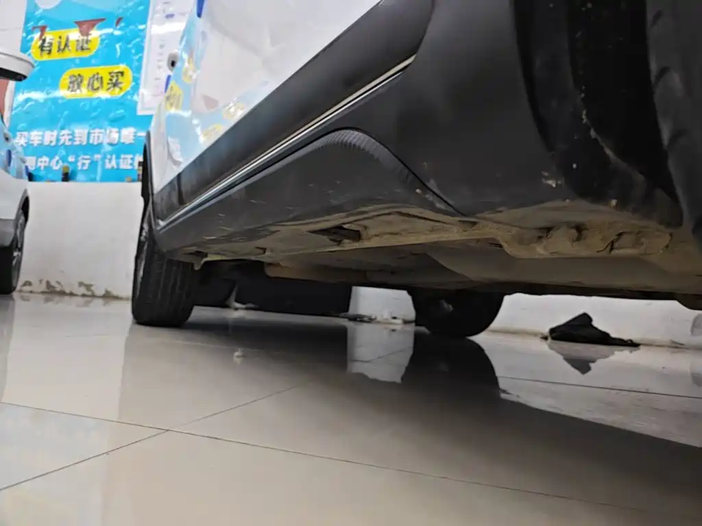 Geely Vision X3 — фото 21